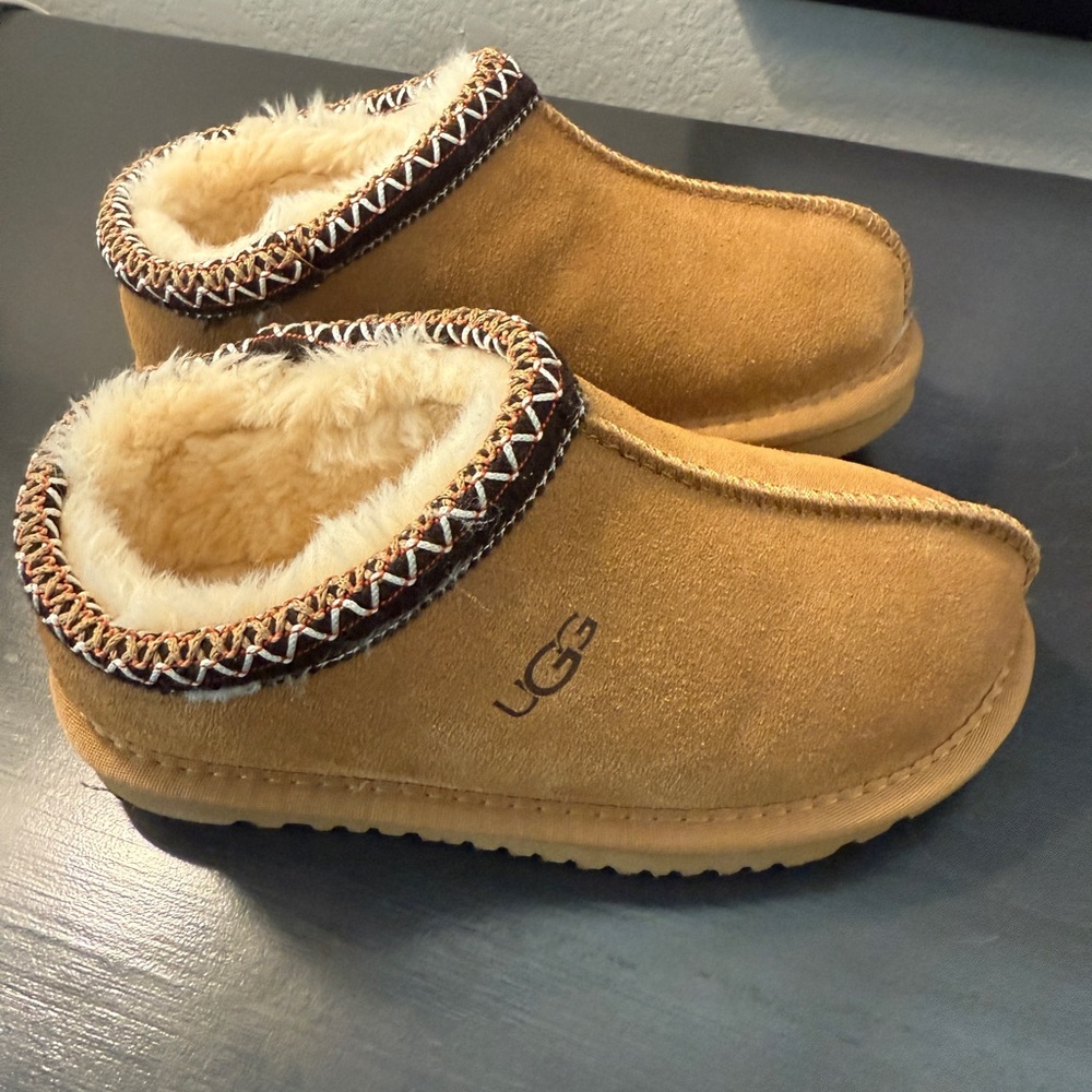 UGG Kids Tasman II Tan Slippers